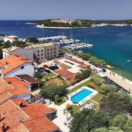 Holiday home Sunny Just 10 Meters To The Sea